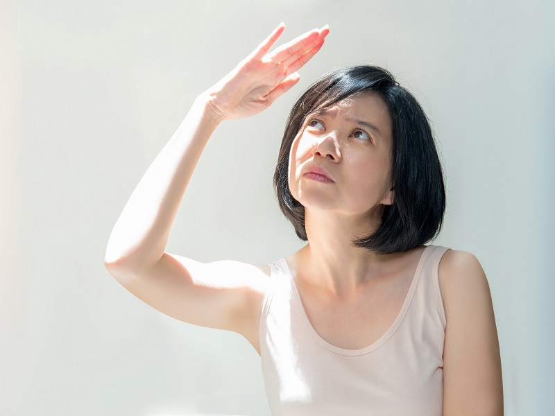 Cách kiềm dầu mùa hè